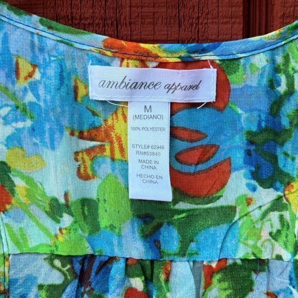 FREE Ambiance Apparel Women's Button Front‎ Tank Top Multicolor Floral Medium - Picture 3 of 4